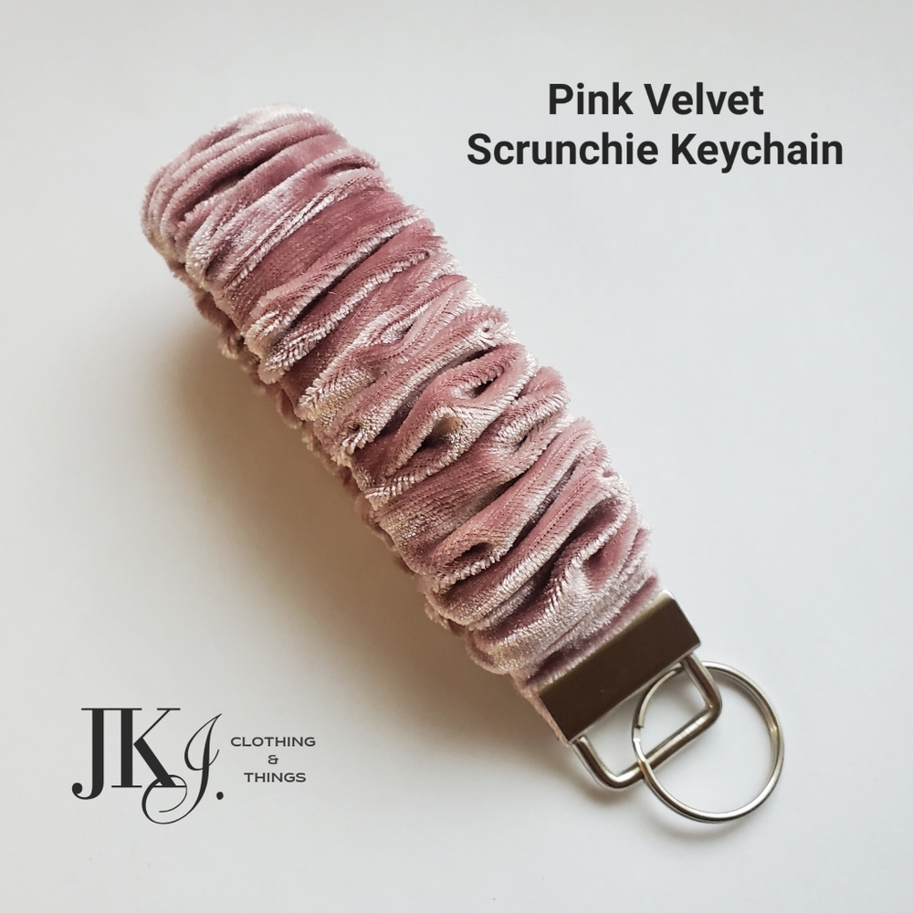 Velvet Wristlet Scrunchie Keychain Dusty Pink New Handmade NWOT